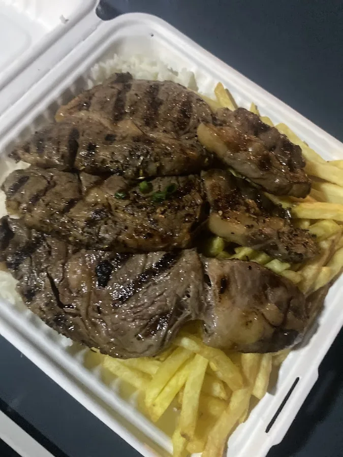 Chez Pavo, brochettes de poisson